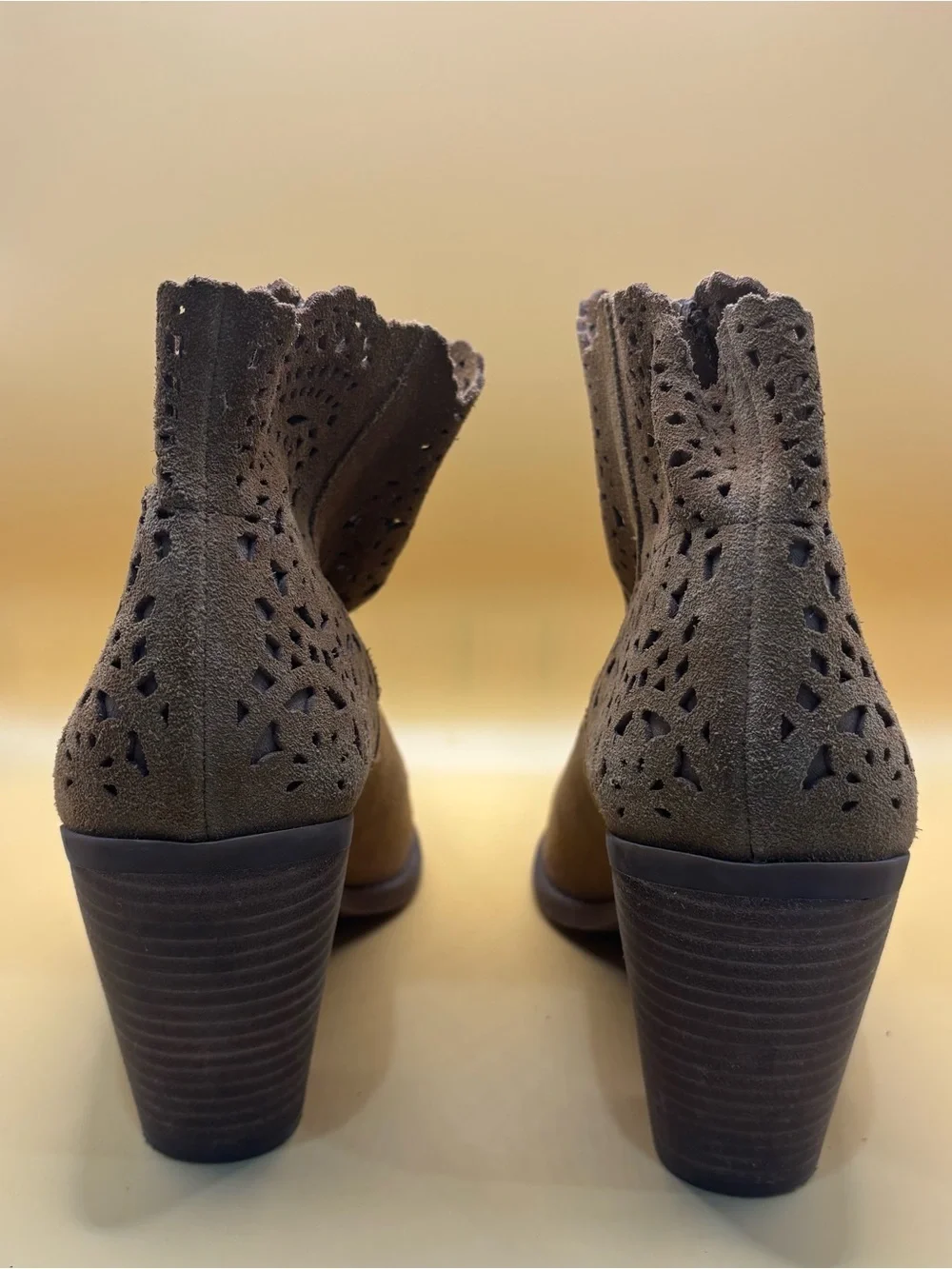 Jessica Simpson Booties 7.5 Brown Leather Laser Cut Boho Western Heels JS Cachet